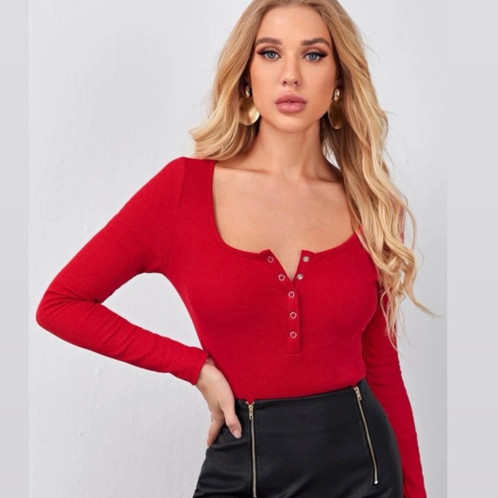 3/$30 SHEIN Essence Scoop Neck Form-Fitting Henley Tee Red XL